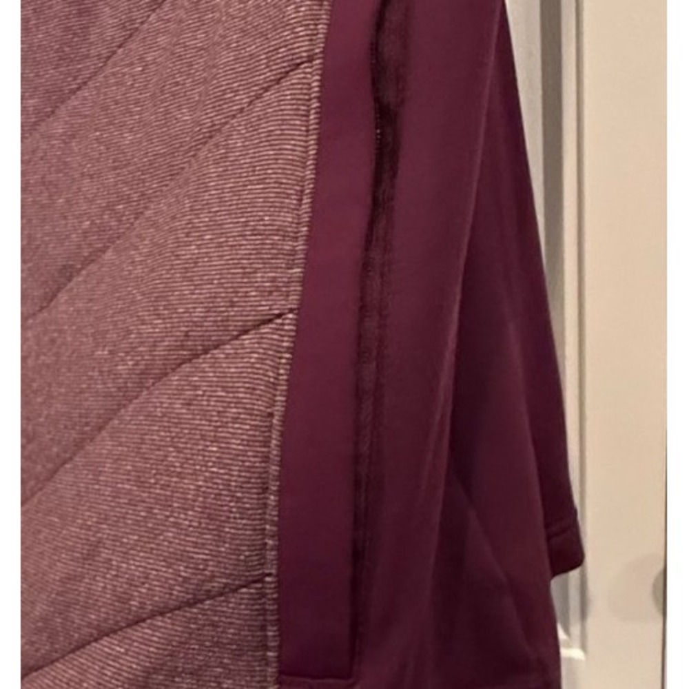 Columbia Women's XL Quilted Vest Burgundy Maroon Full Zip Insulated Pockets - Picture 5 of 11